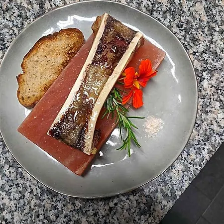 Restaurant Le Pernollet Bed & Breakfast