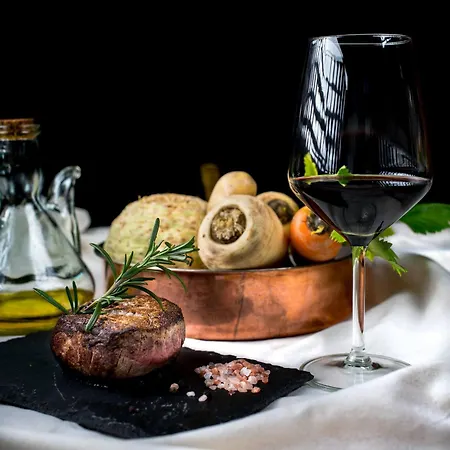 Bed & Breakfast Restaurant Le Pernollet Evionnaz