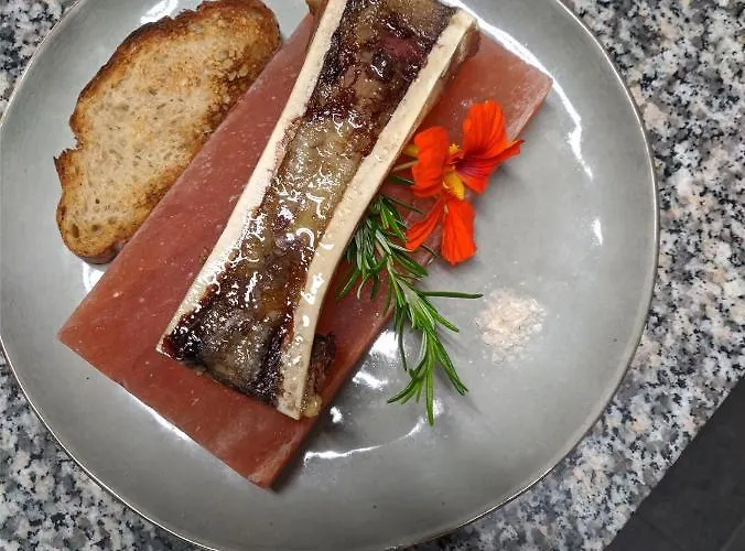 Nocleg ze śniadaniem Restaurant Le Pernollet