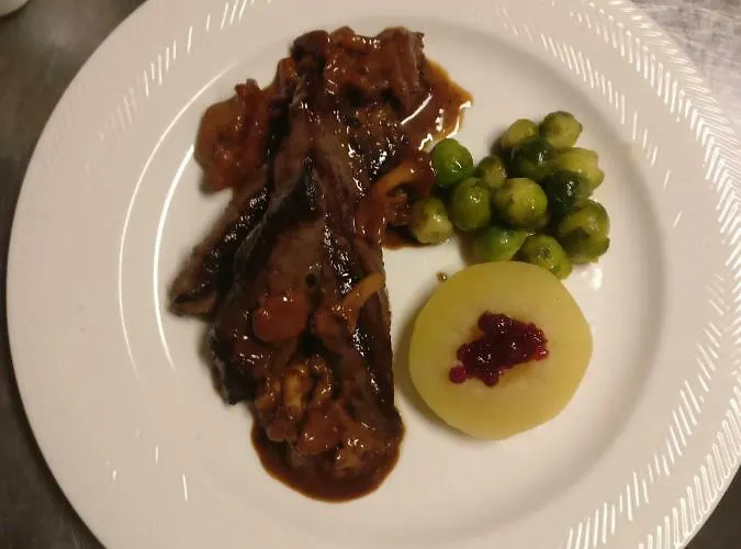 Nocleg ze śniadaniem Restaurant Le Pernollet