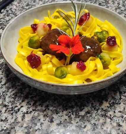 לינה וארוחת בוקר Restaurant Le Pernollet *