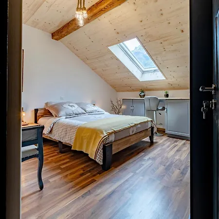 לינה וארוחת בוקר Restaurant Le Pernollet Evionnaz